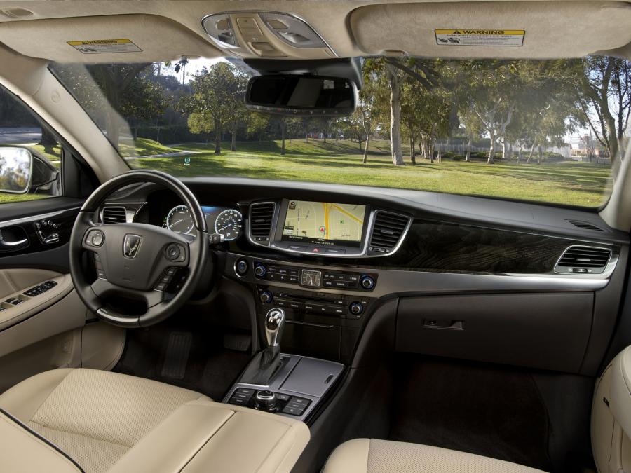  Hyundai Equus 2013 года  (US) (фото 13 из 13)